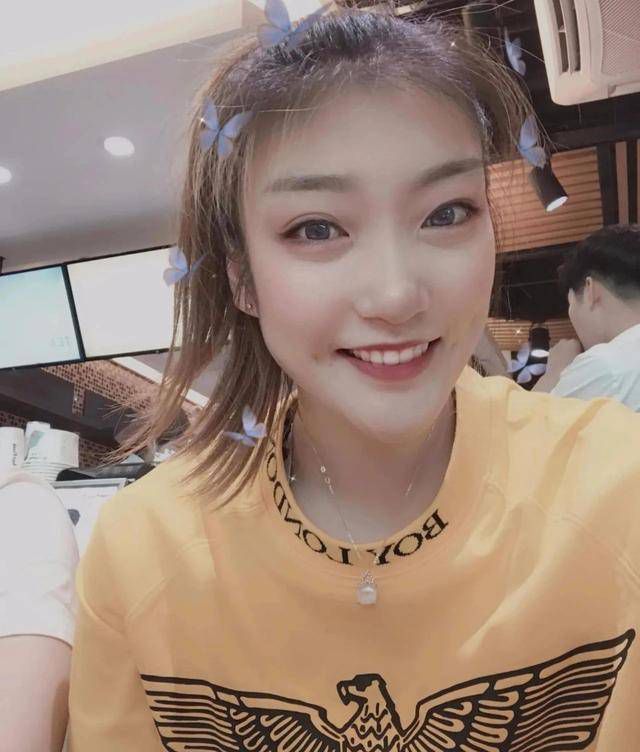 一边亲着一面膜的免费版